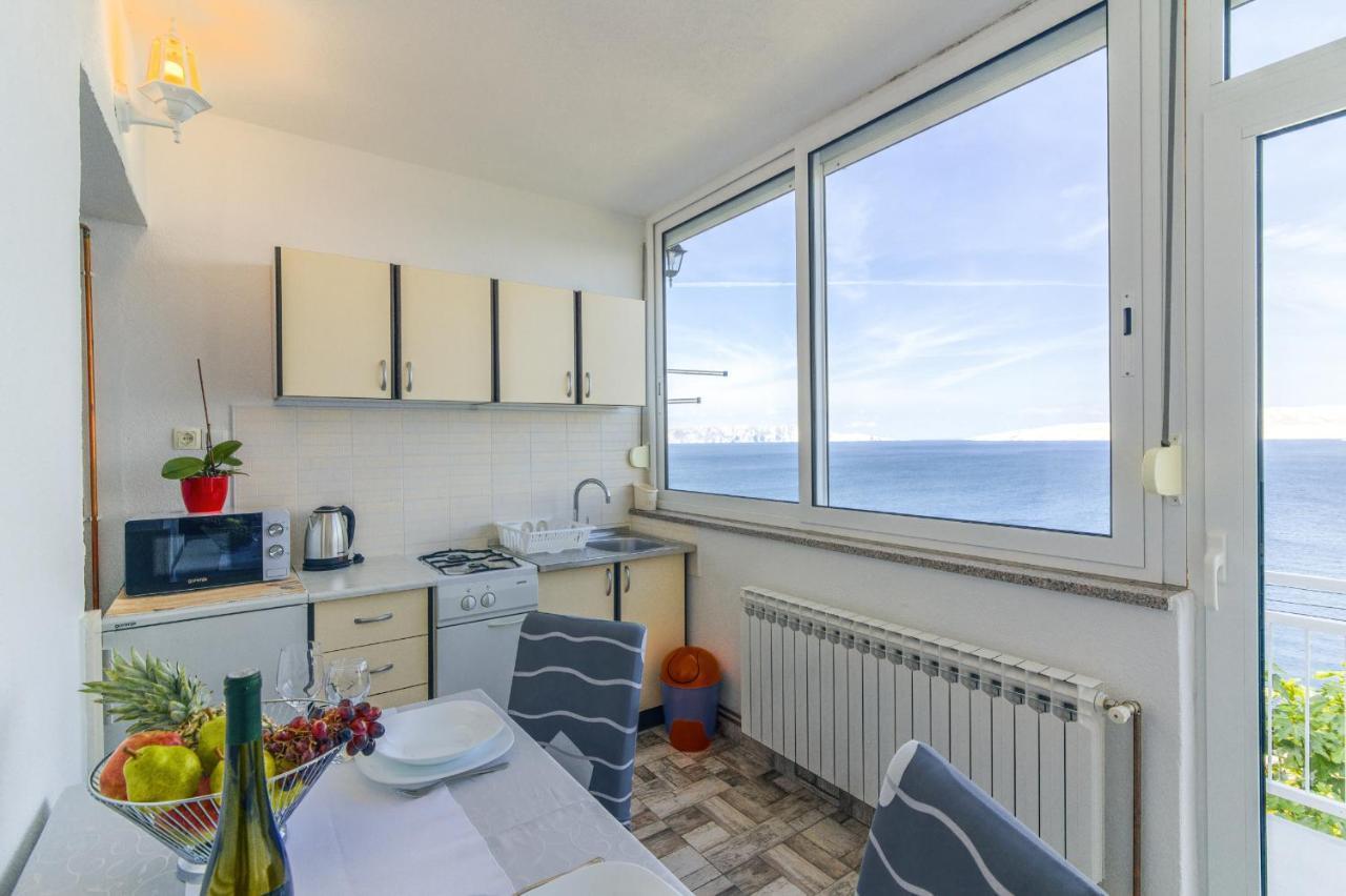 Ivan Apartman Senj  Bilik gambar