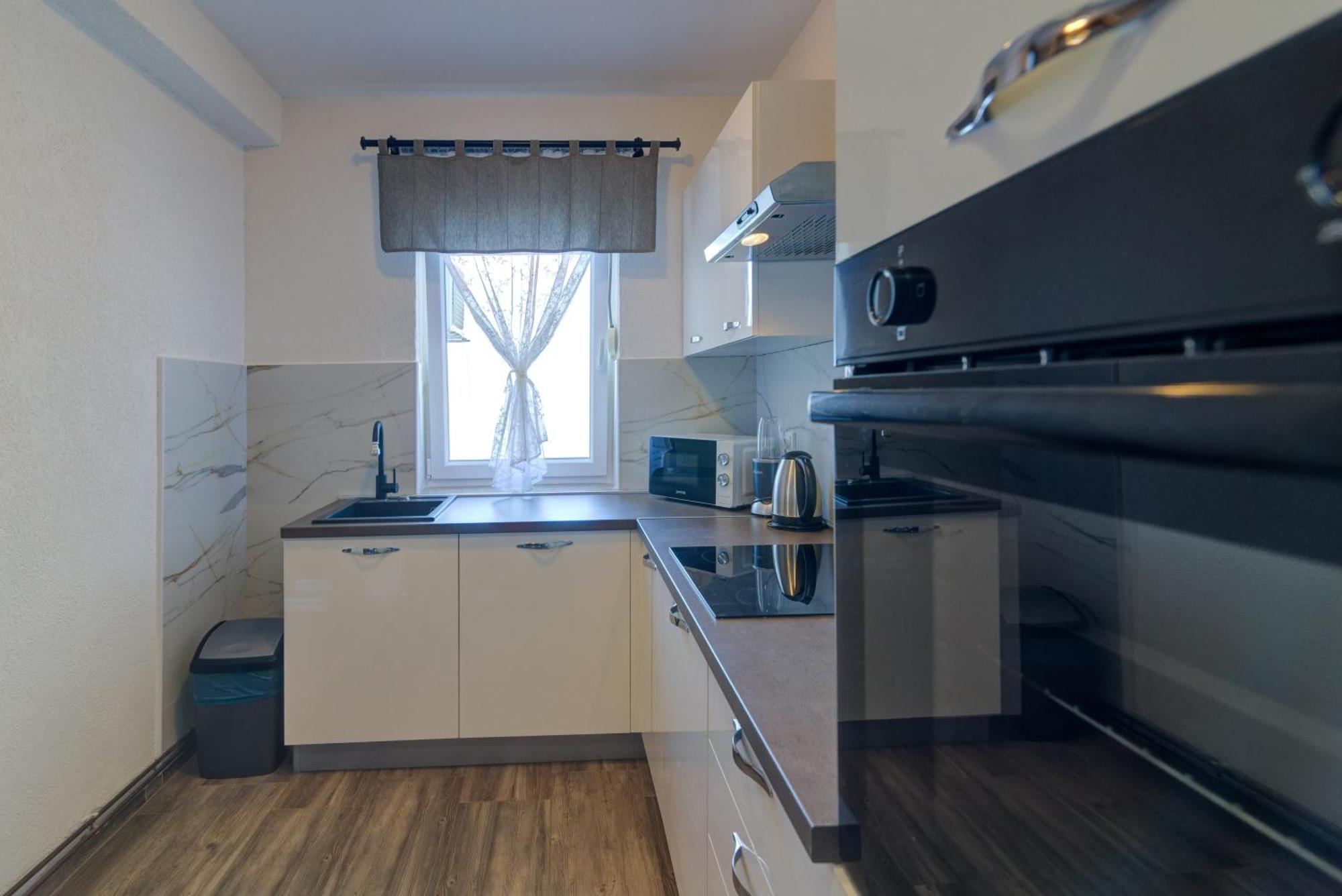 Ivan Apartman Senj  Luaran gambar